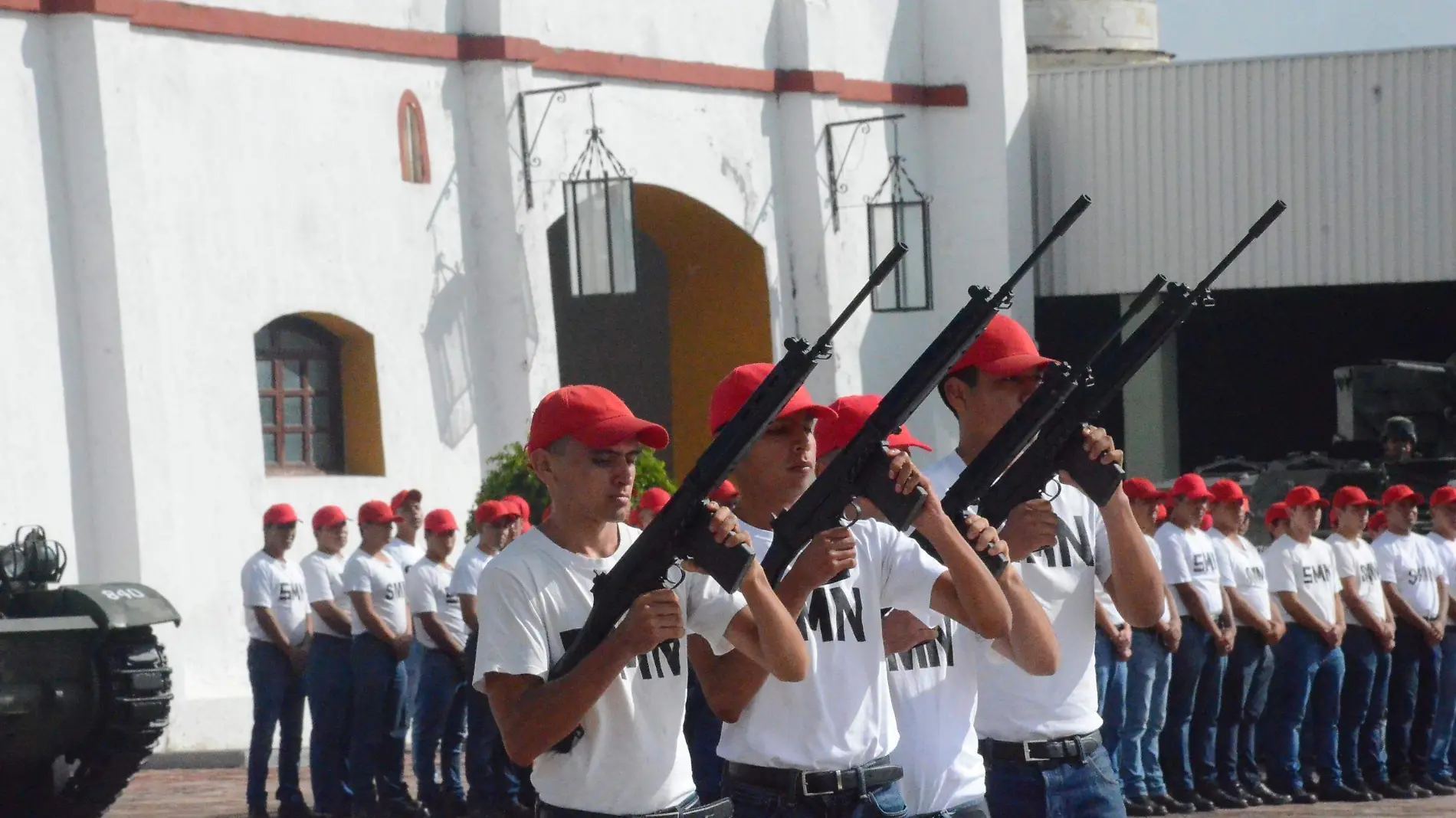 Los Soldados del Servicio Militar Nacional hicieron una demostración de lo aprendido. Foto Luis Luévanos